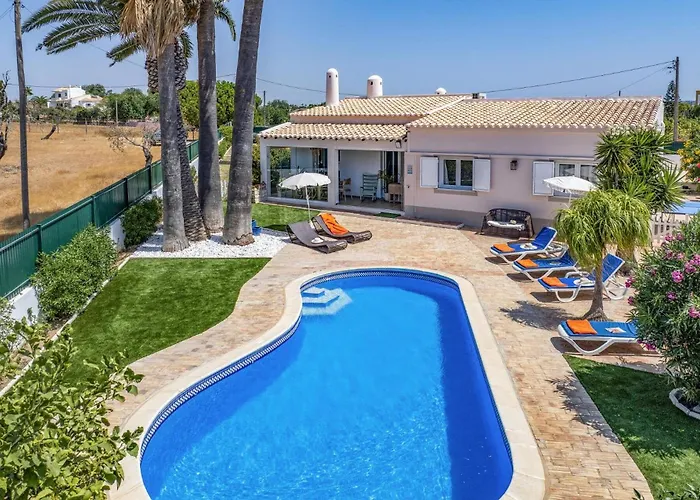 Domus Vini By Villa Guia (Faro)