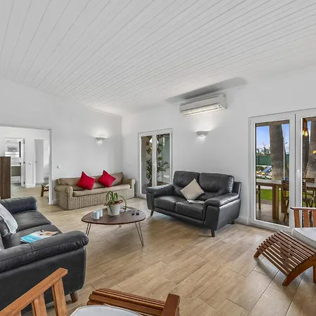 Domus Vini By Villa *