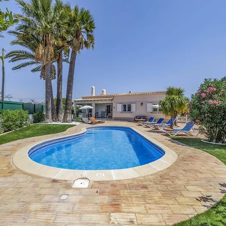 Domus Vini By * Guia (Faro)